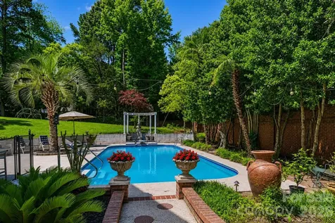 2449 Seth Thomas Road Charlotte NC 28210