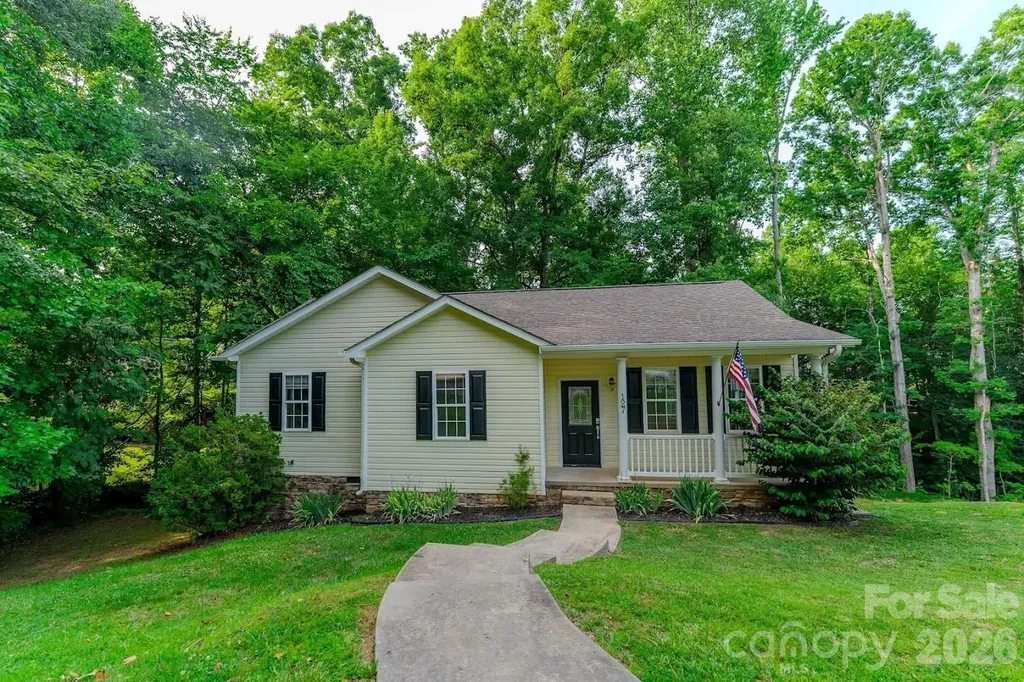 127 Wood Acre Drive Mooresville NC 28115