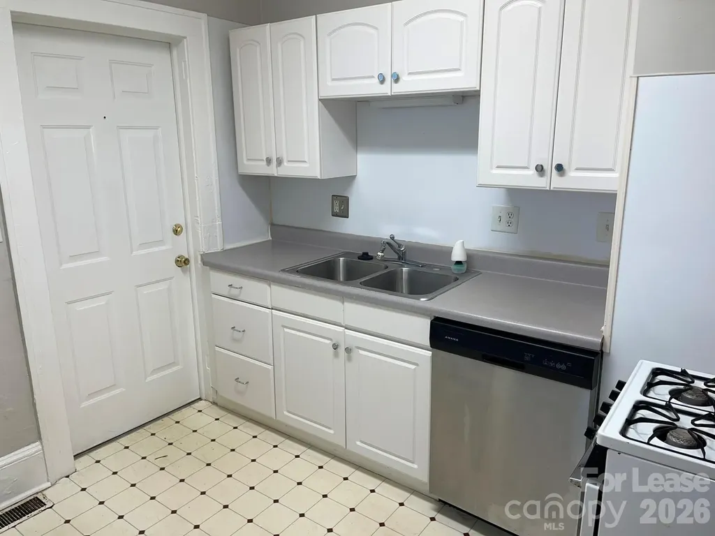 822 Tremont Avenue E Charlotte NC 28203