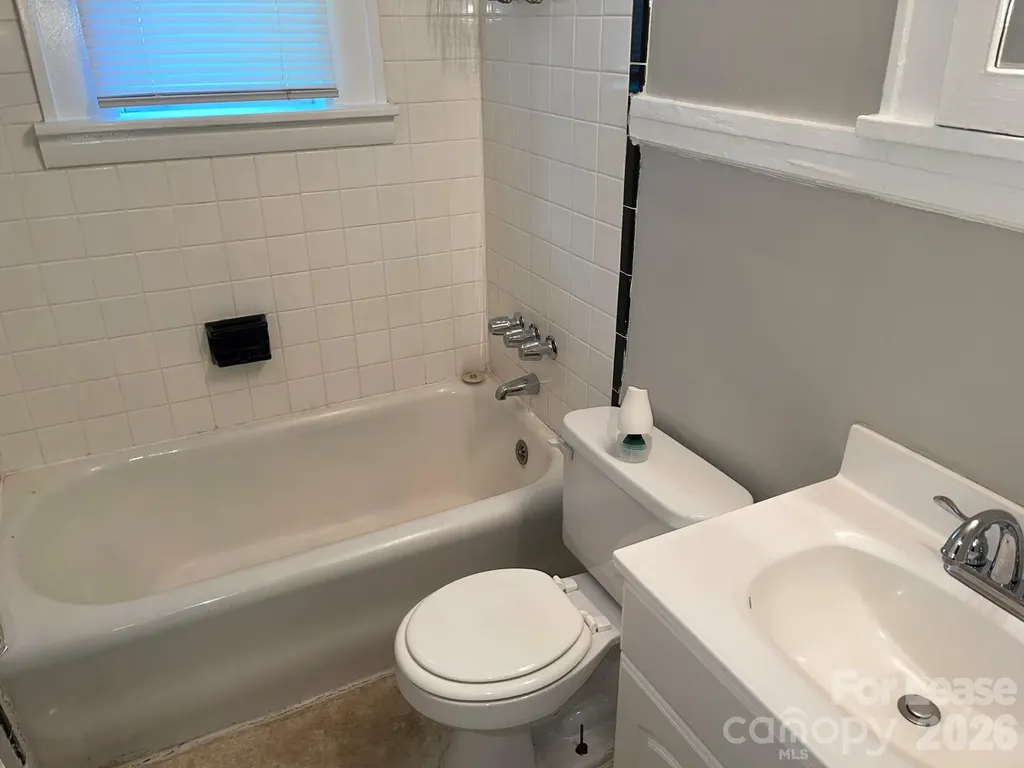 822 Tremont Avenue E Charlotte NC 28203