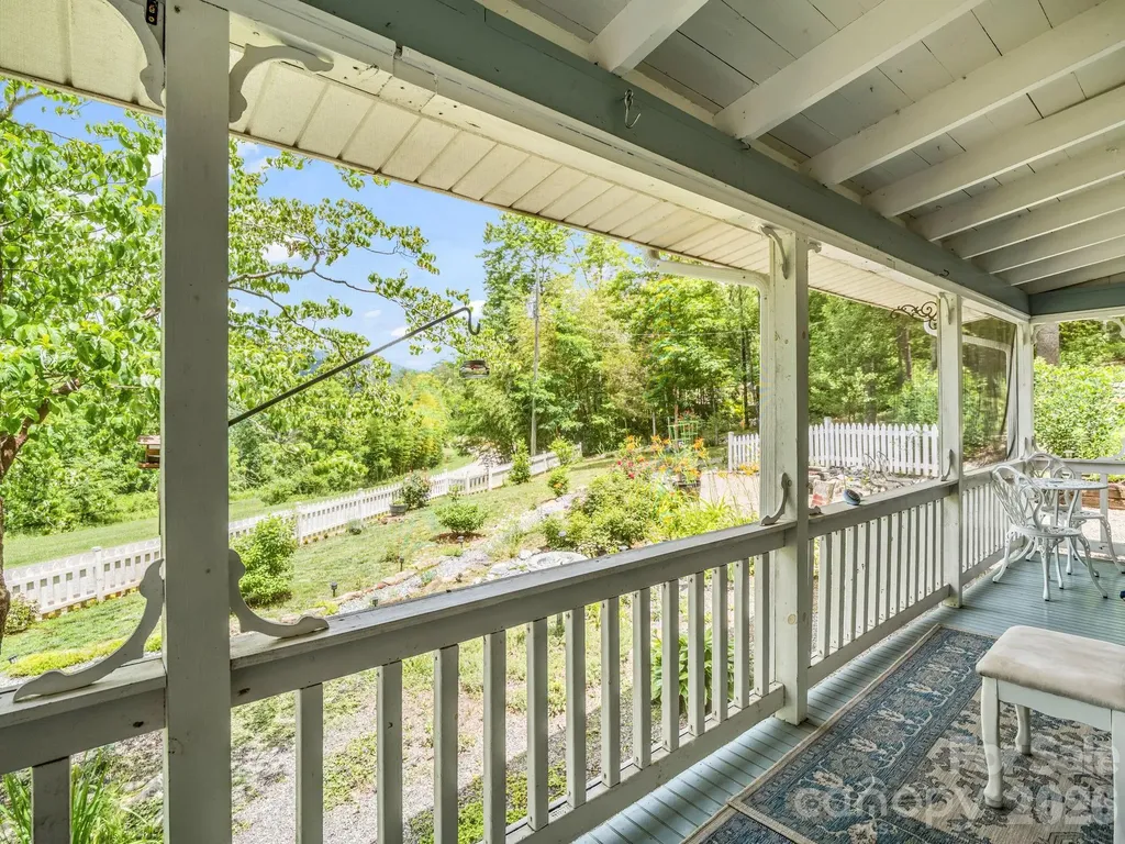 263 O Messersmith Road Lake Lure NC 28746