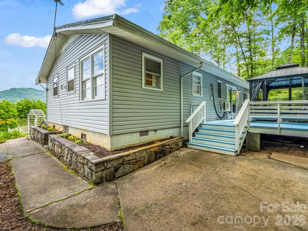 263 O Messersmith Road Lake Lure NC 28746