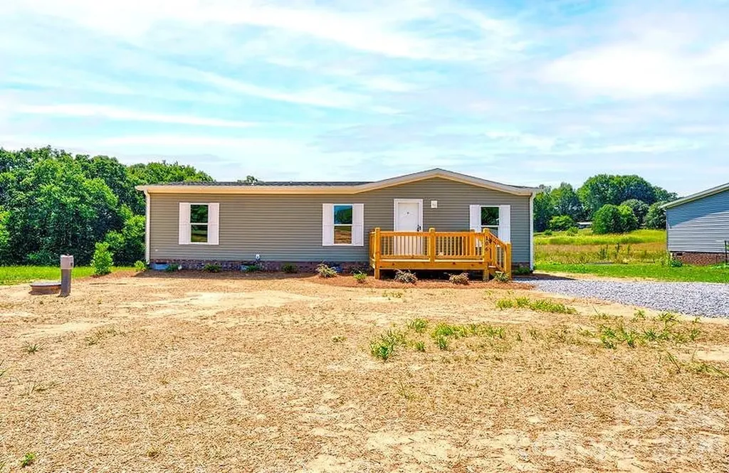 106 Advent Drive Grover NC 28073