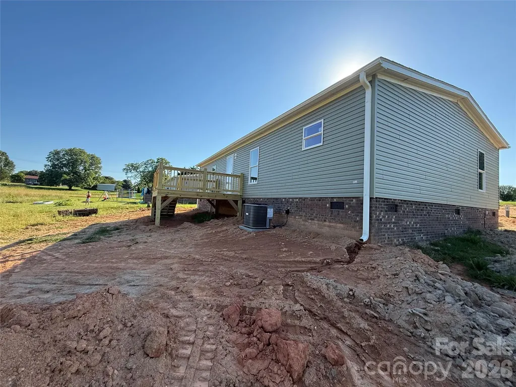 106 Advent Drive Grover NC 28073