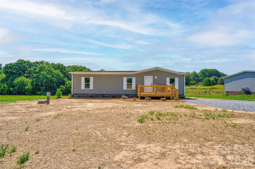 106 Advent Drive Grover NC 28073