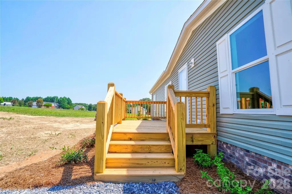 106 Advent Drive Grover NC 28073