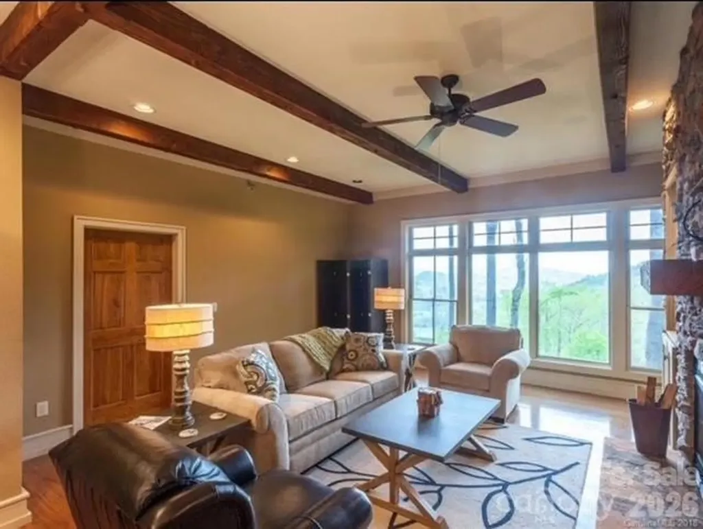 45 Creekside Way Burnsville NC 28714