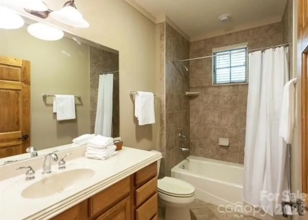 45 Creekside Way Burnsville NC 28714