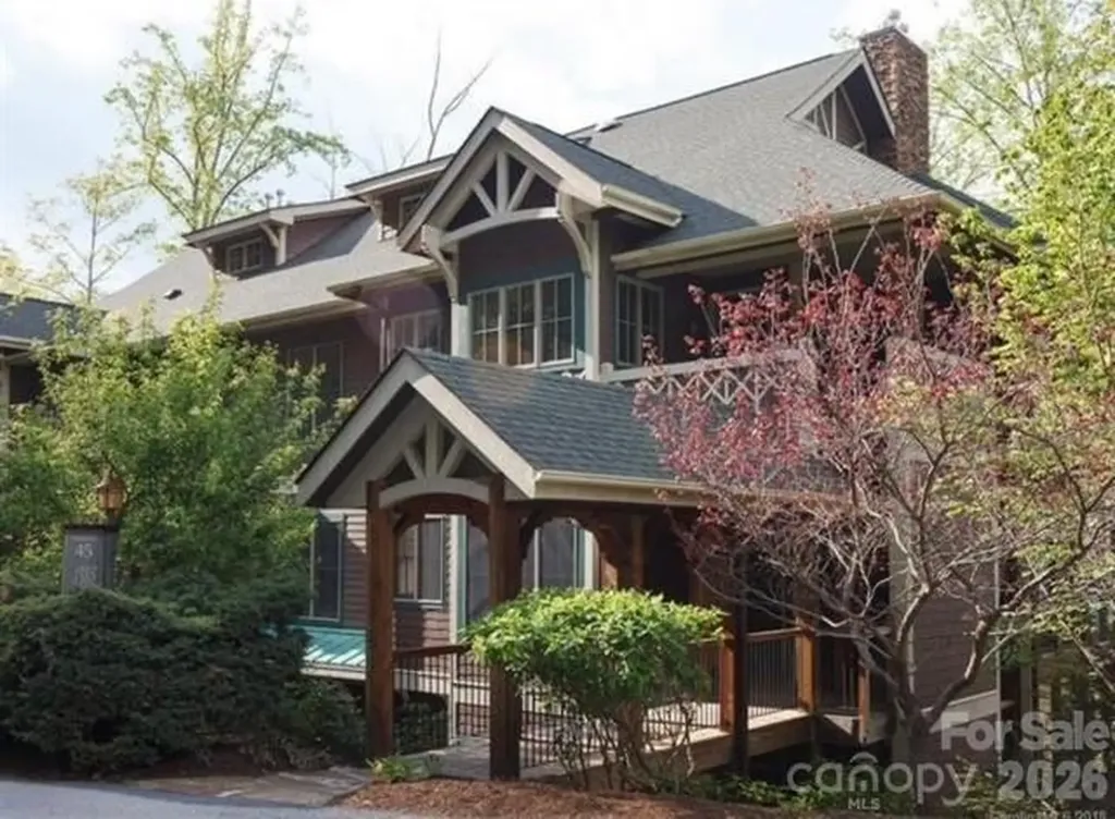 45 Creekside Way Burnsville NC 28714