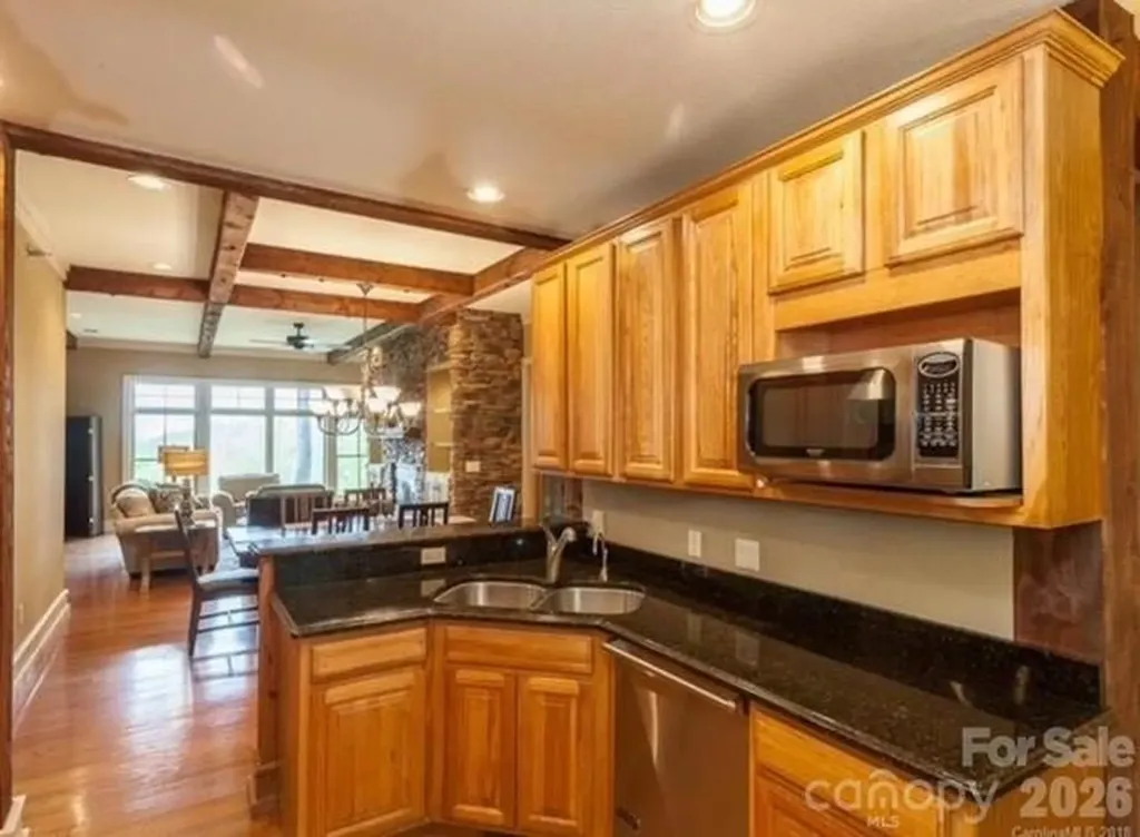 45 Creekside Way Burnsville NC 28714