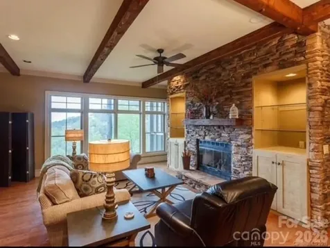 45 Creekside Way Burnsville NC 28714