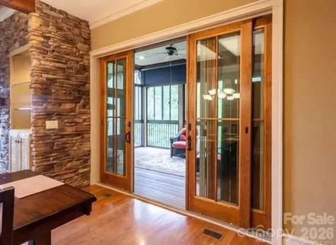 45 Creekside Way Burnsville NC 28714