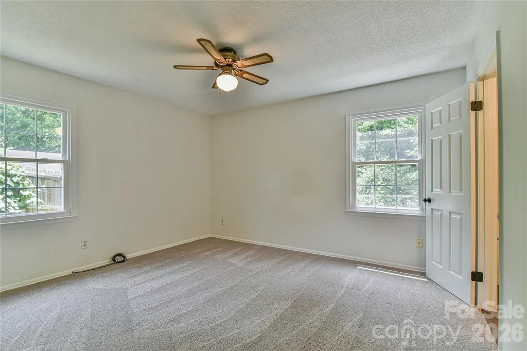 115 Wicklow Drive Asheville NC 28806
