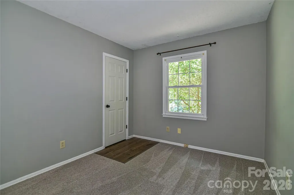 115 Wicklow Drive Asheville NC 28806