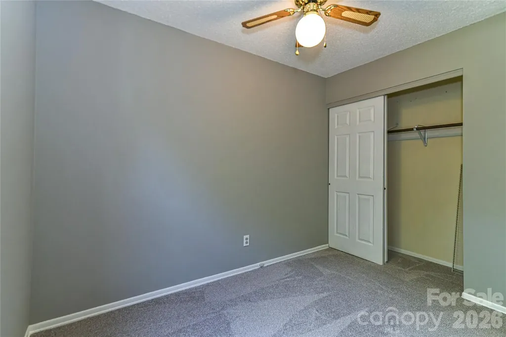 115 Wicklow Drive Asheville NC 28806