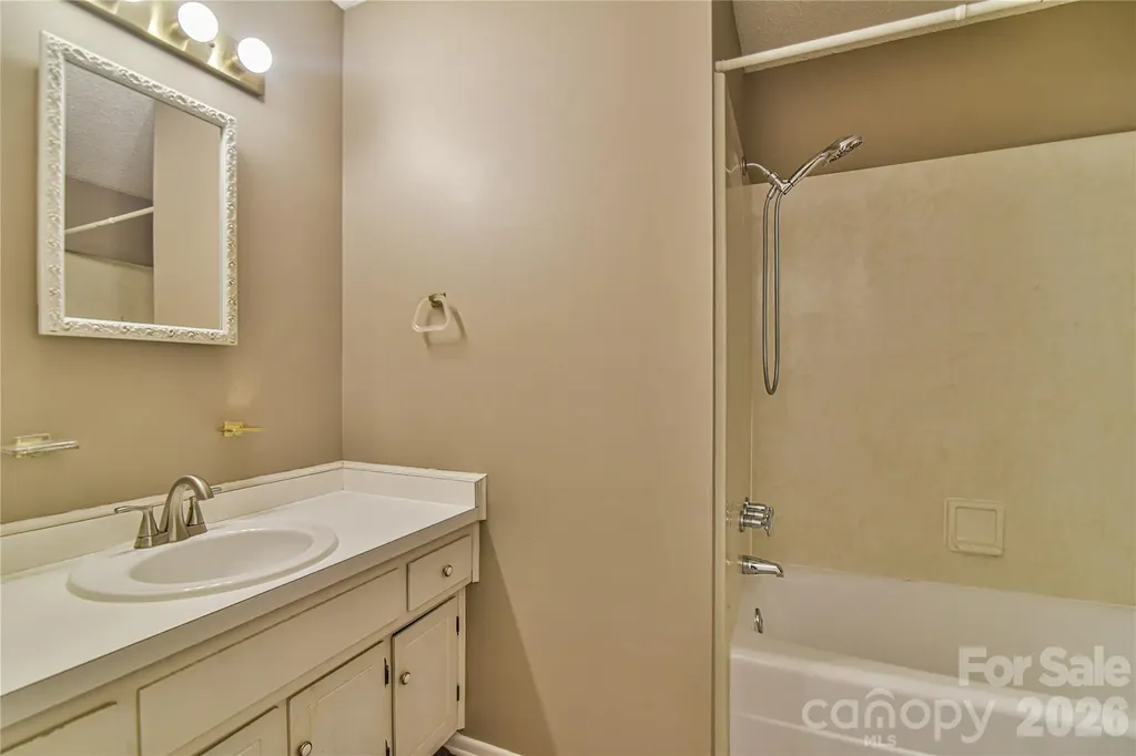 115 Wicklow Drive Asheville NC 28806