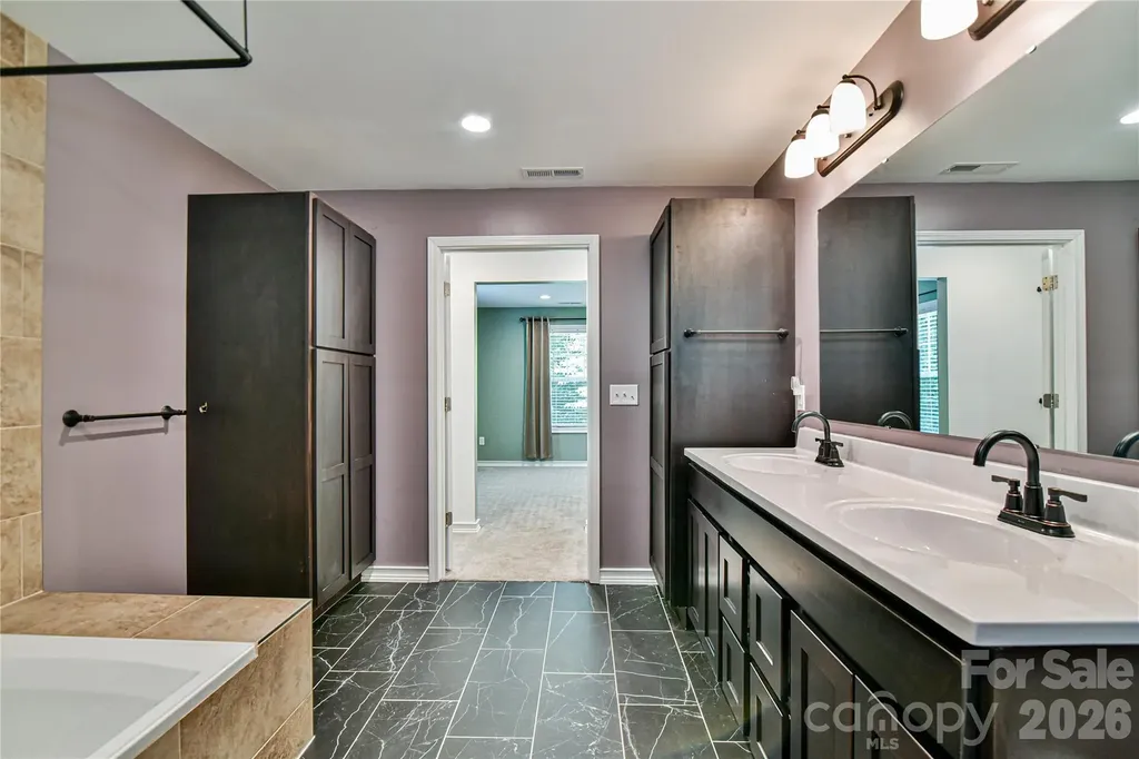 115 Wicklow Drive Asheville NC 28806