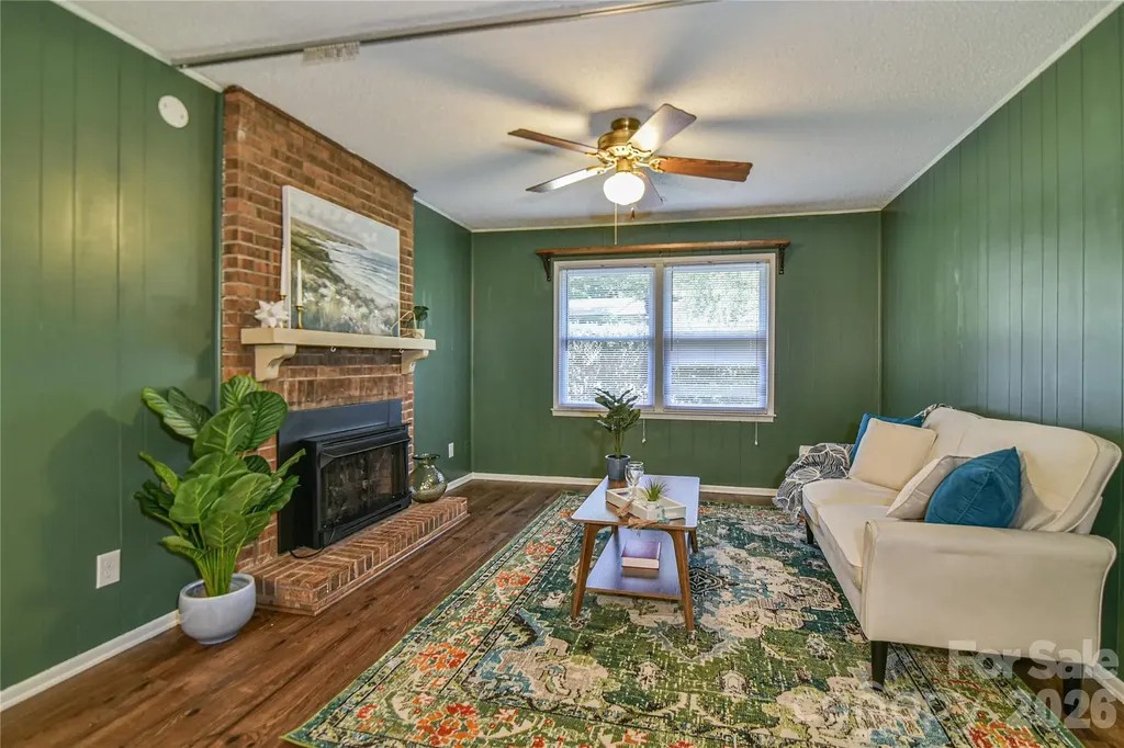 115 Wicklow Drive Asheville NC 28806