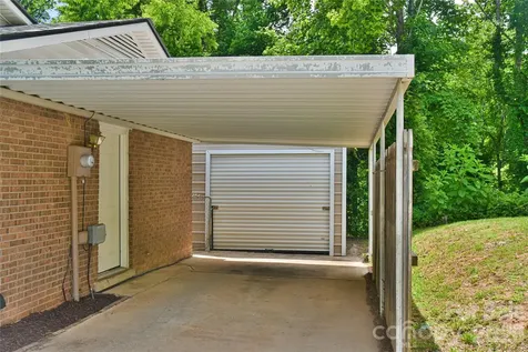 115 Wicklow Drive Asheville NC 28806