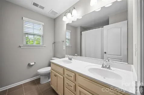 1016 Currituck Way York SC 29745