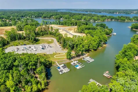 1016 Currituck Way York SC 29745