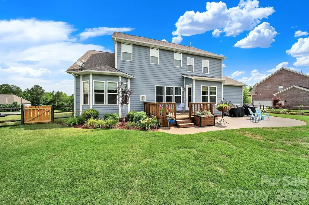 6390 Willow Farm Drive Denver NC 28037
