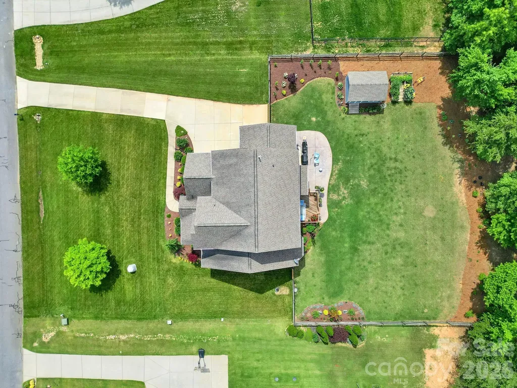 6390 Willow Farm Drive Denver NC 28037
