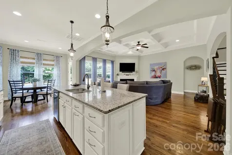 6390 Willow Farm Drive Denver NC 28037