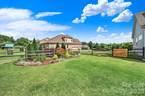 6390 Willow Farm Drive Denver NC 28037