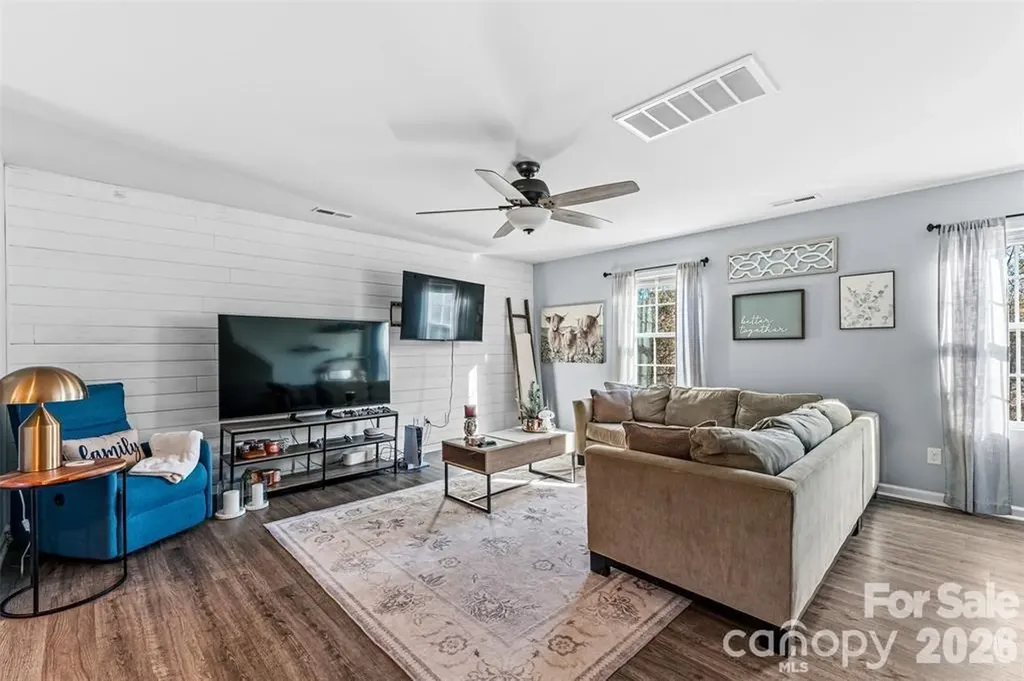 8236 Waxhaw Highway Waxhaw NC 28173