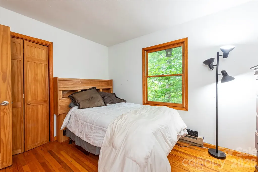 23 Hunting Lodge Drive Black Mountain NC 28711