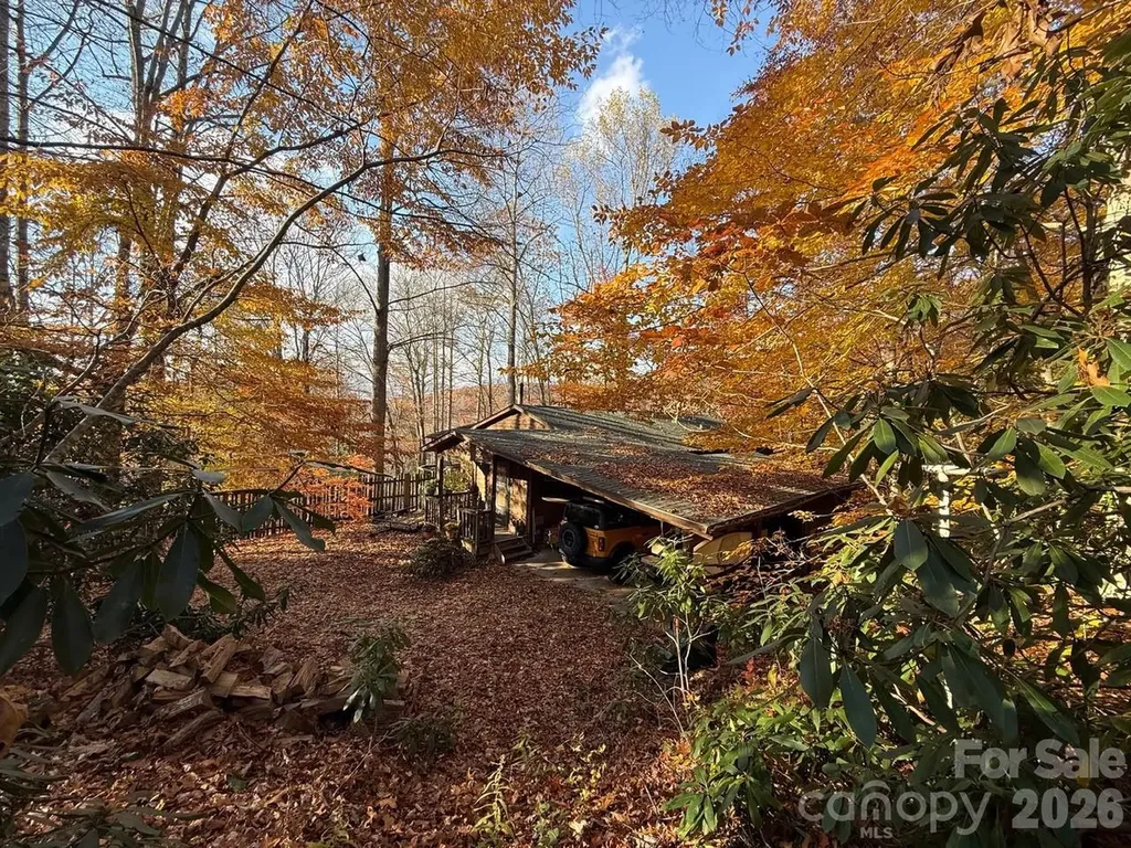 23 Hunting Lodge Drive Black Mountain NC 28711