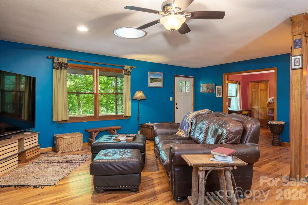 23 Hunting Lodge Drive Black Mountain NC 28711