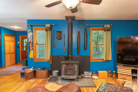 23 Hunting Lodge Drive Black Mountain NC 28711