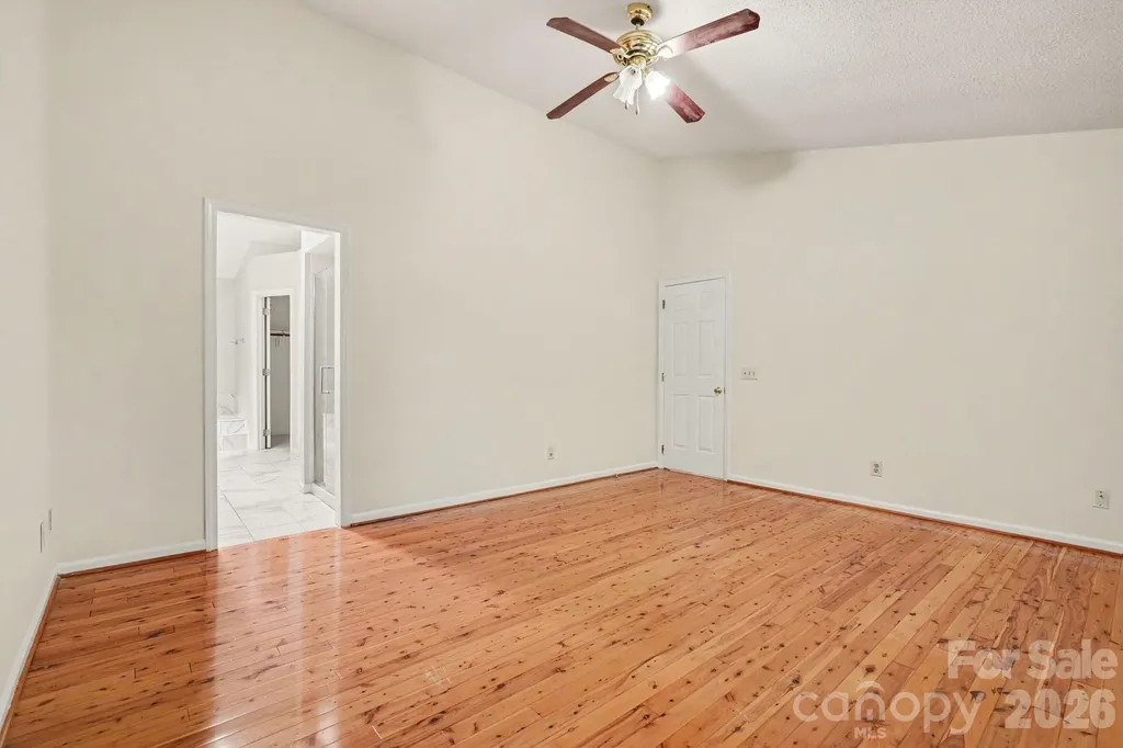 7104 Kinsmore Lane Charlotte NC 28269