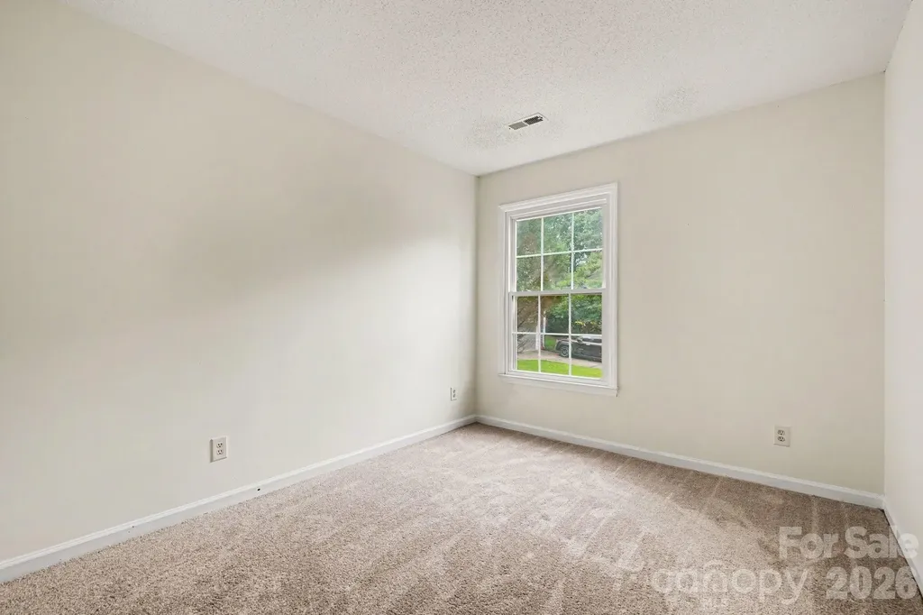7104 Kinsmore Lane Charlotte NC 28269