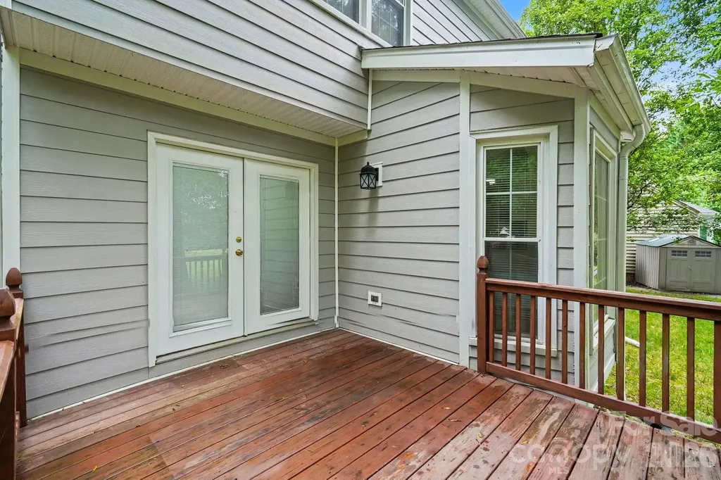 7104 Kinsmore Lane Charlotte NC 28269