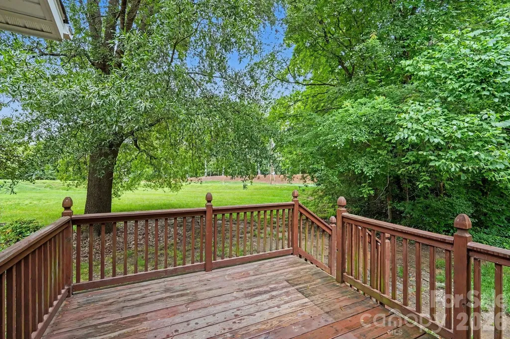 7104 Kinsmore Lane Charlotte NC 28269