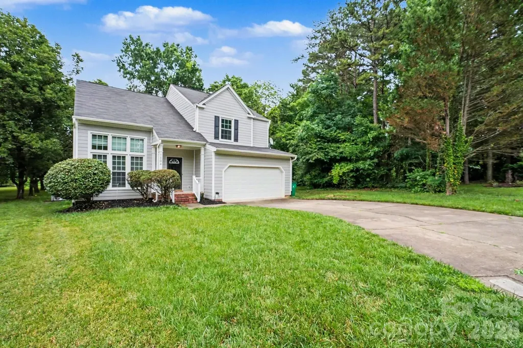7104 Kinsmore Lane Charlotte NC 28269