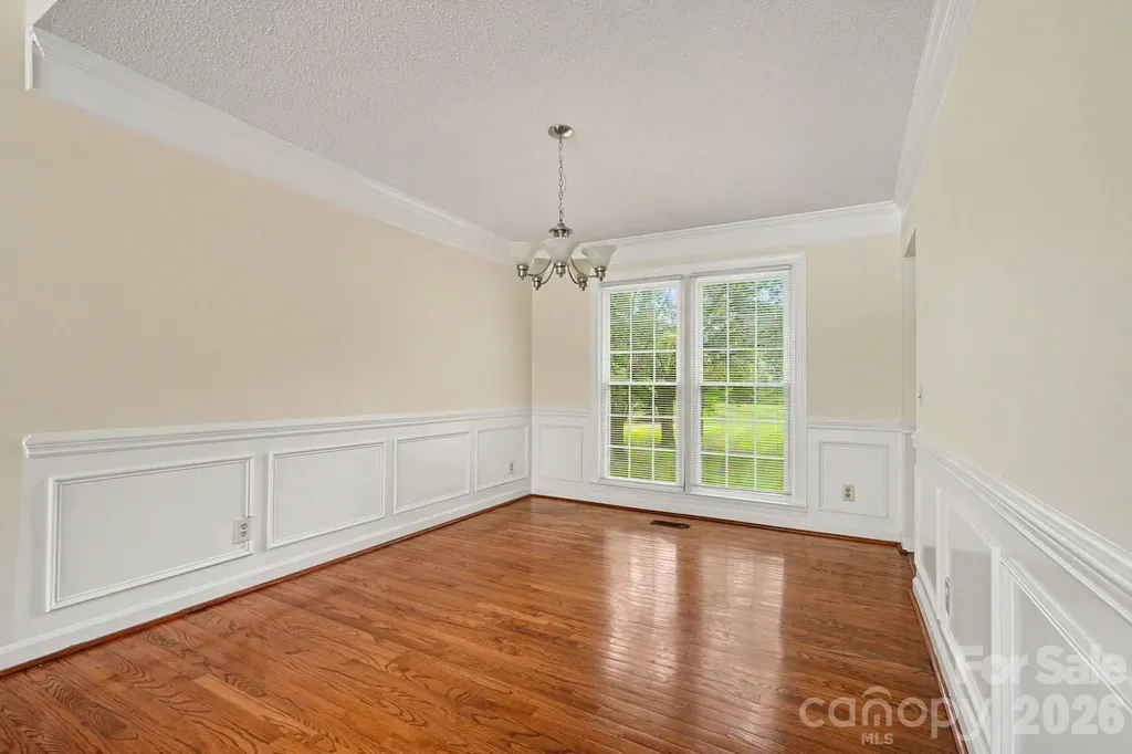 7104 Kinsmore Lane Charlotte NC 28269