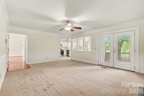 7104 Kinsmore Lane Charlotte NC 28269