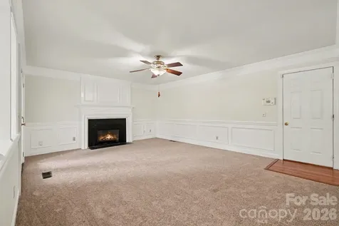 7104 Kinsmore Lane Charlotte NC 28269