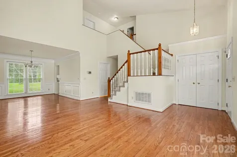 7104 Kinsmore Lane Charlotte NC 28269