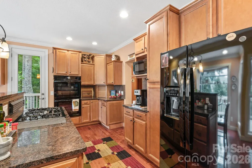 522 Silver Hawk Lane Weaverville NC 28787