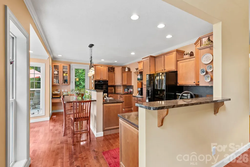 522 Silver Hawk Lane Weaverville NC 28787