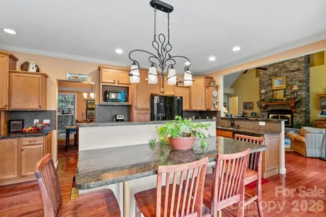 522 Silver Hawk Lane Weaverville NC 28787
