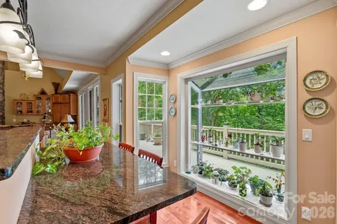 522 Silver Hawk Lane Weaverville NC 28787