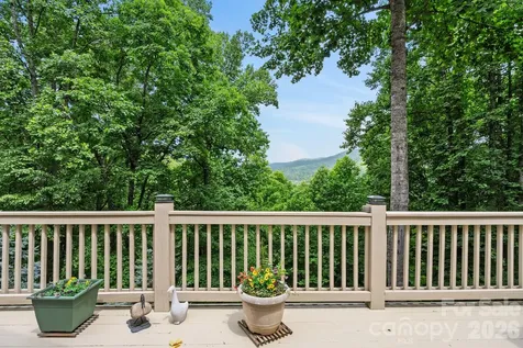 522 Silver Hawk Lane Weaverville NC 28787
