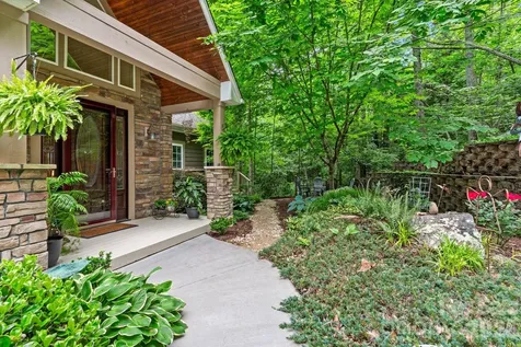 522 Silver Hawk Lane Weaverville NC 28787