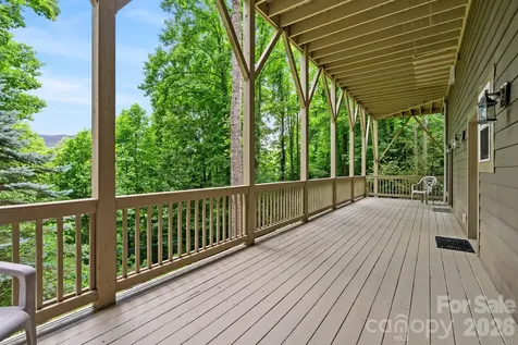 522 Silver Hawk Lane Weaverville NC 28787